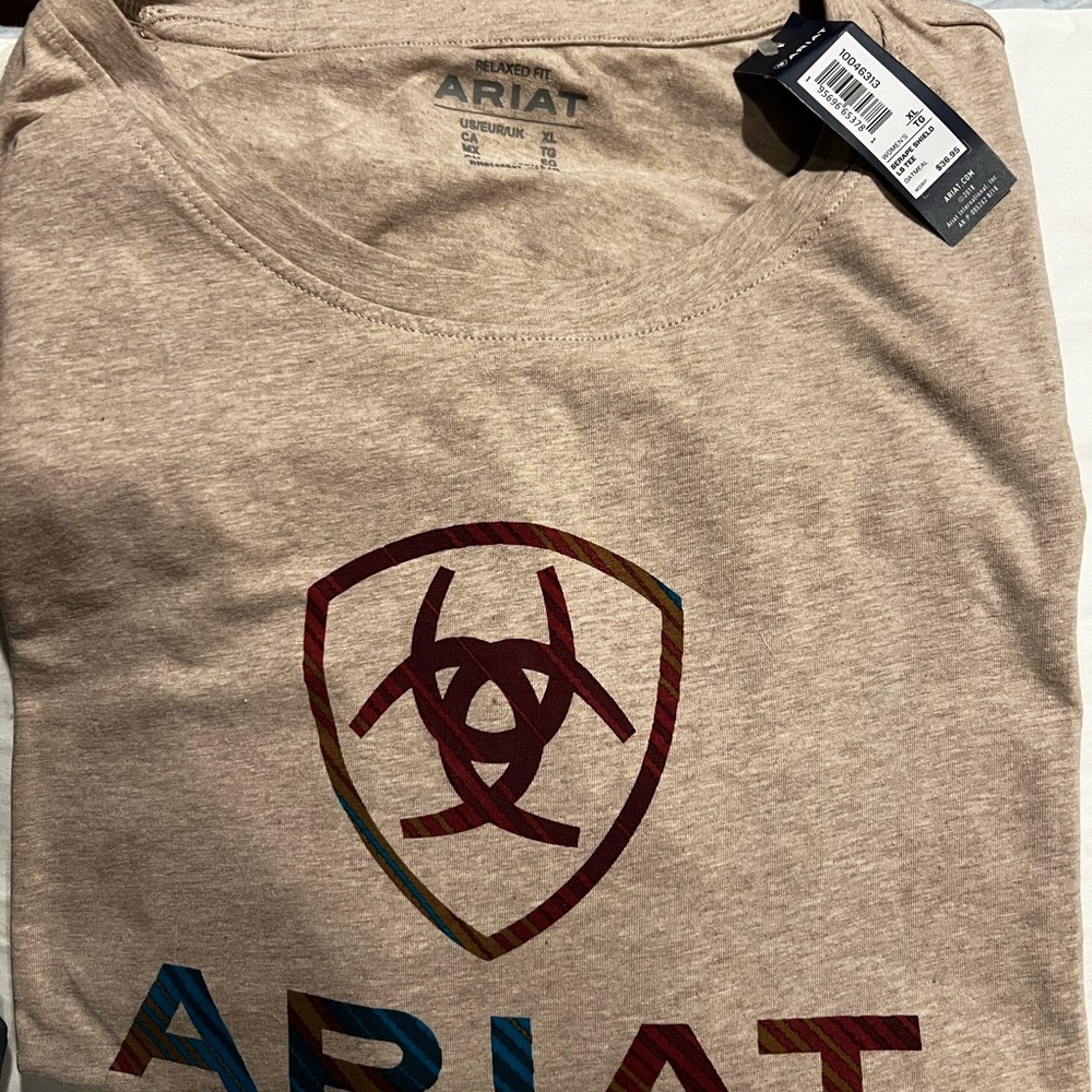 Ariat Beige Long Sleeve Logo Tee - Picture 2 of 3